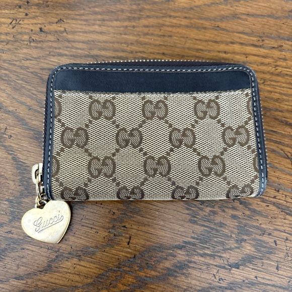 Gucci GG Card Case Tan and Black Monogram with logo heart & key ring - Picture 1 of 12